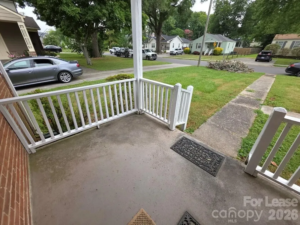 356 Melbourne Court Charlotte NC 28209
