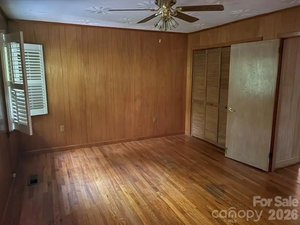 255 Glengarnock Road Tryon NC 28782
