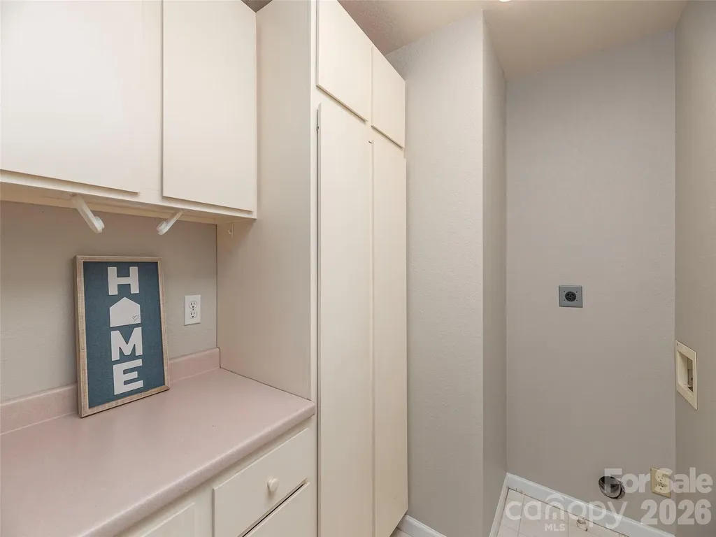 136 Assembly Street Waynesville NC 28786