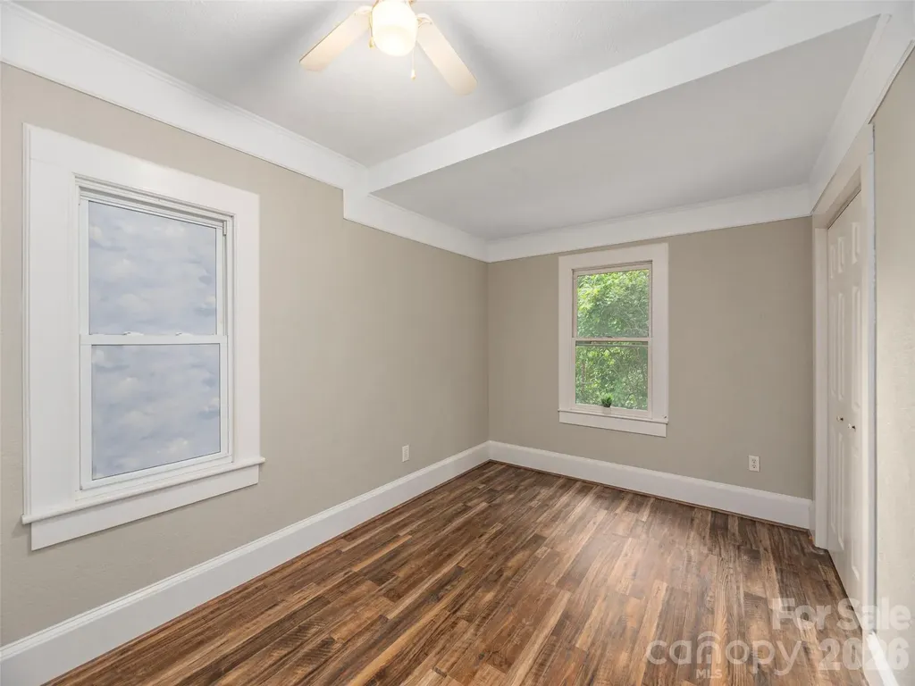136 Assembly Street Waynesville NC 28786