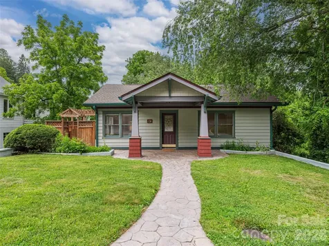 136 Assembly Street Waynesville NC 28786