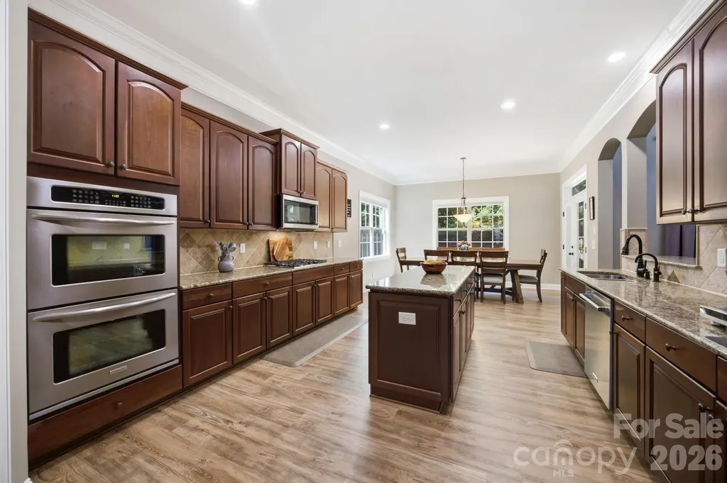 130 Lakeshore Hills Drive Mooresville NC 28117