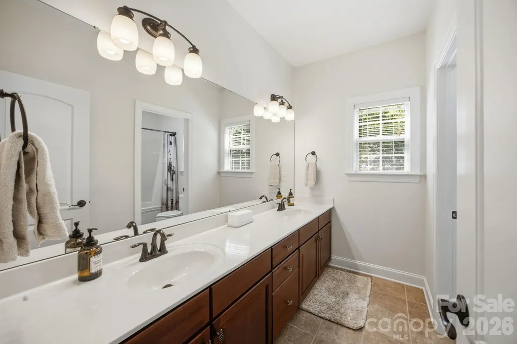 130 Lakeshore Hills Drive Mooresville NC 28117