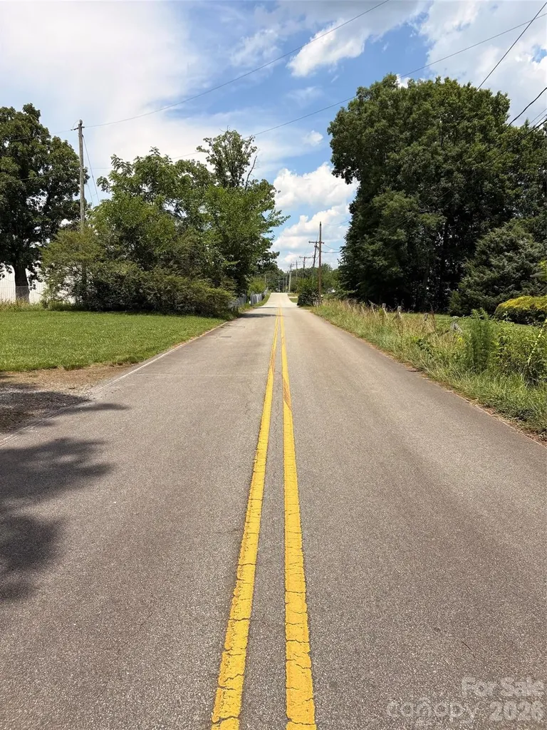 2 Acres 33rd Street Drive SE Hickory NC 28602