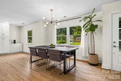 1142 Fox Run Drive Charlotte NC 28212