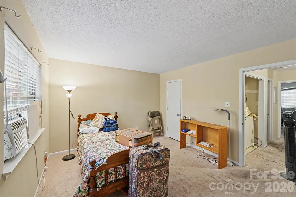 2921 Heathstead Place Charlotte NC 28210