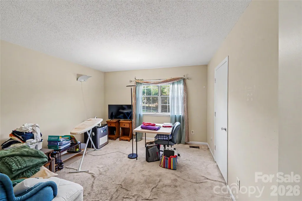 2921 Heathstead Place Charlotte NC 28210