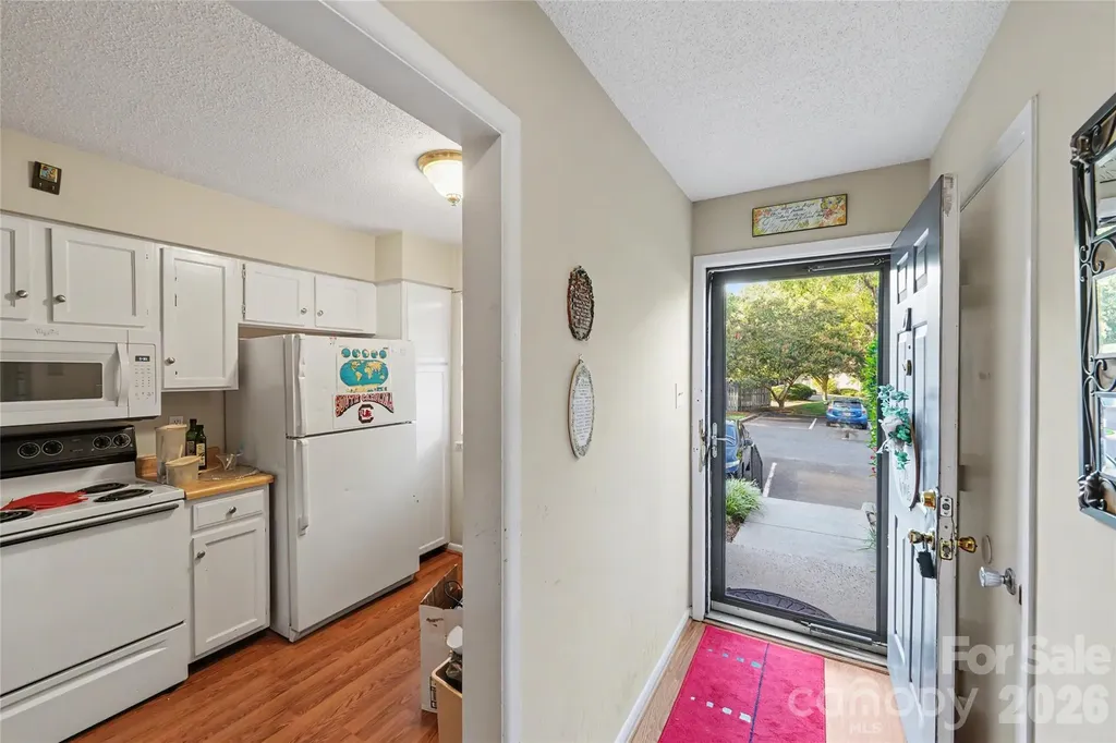 2921 Heathstead Place Charlotte NC 28210