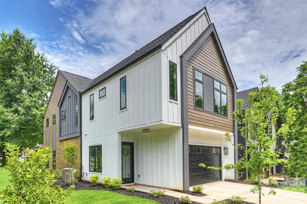 2701 Catalina Avenue Charlotte NC 28206