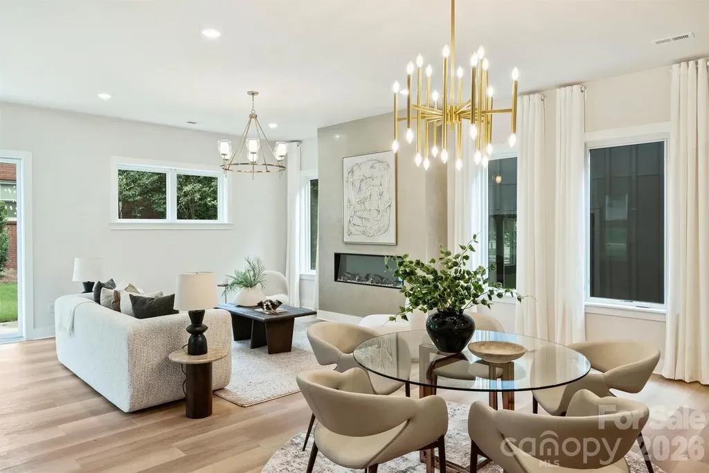 2701 Catalina Avenue Charlotte NC 28206
