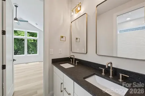 2701 Catalina Avenue Charlotte NC 28206