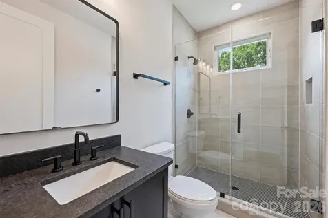 2701 Catalina Avenue Charlotte NC 28206