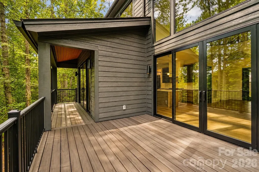 236 Glazener Road Brevard NC 28712
