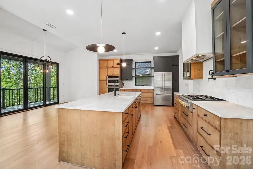 236 Glazener Road Brevard NC 28712