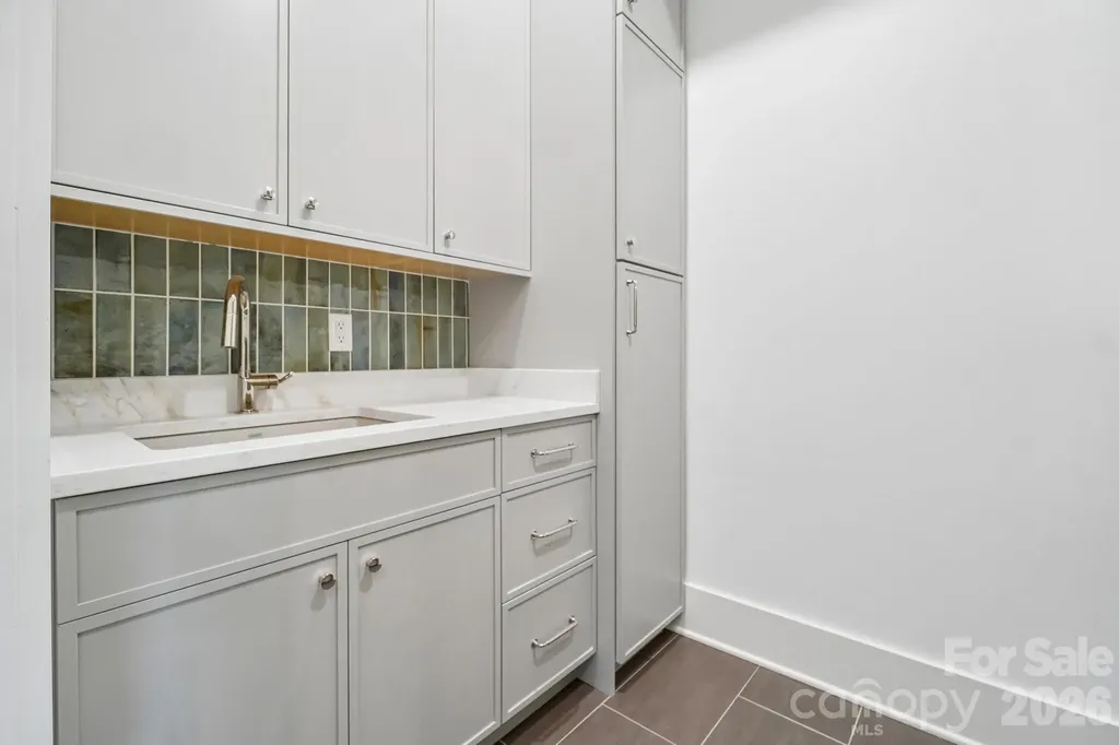 236 Glazener Road Brevard NC 28712