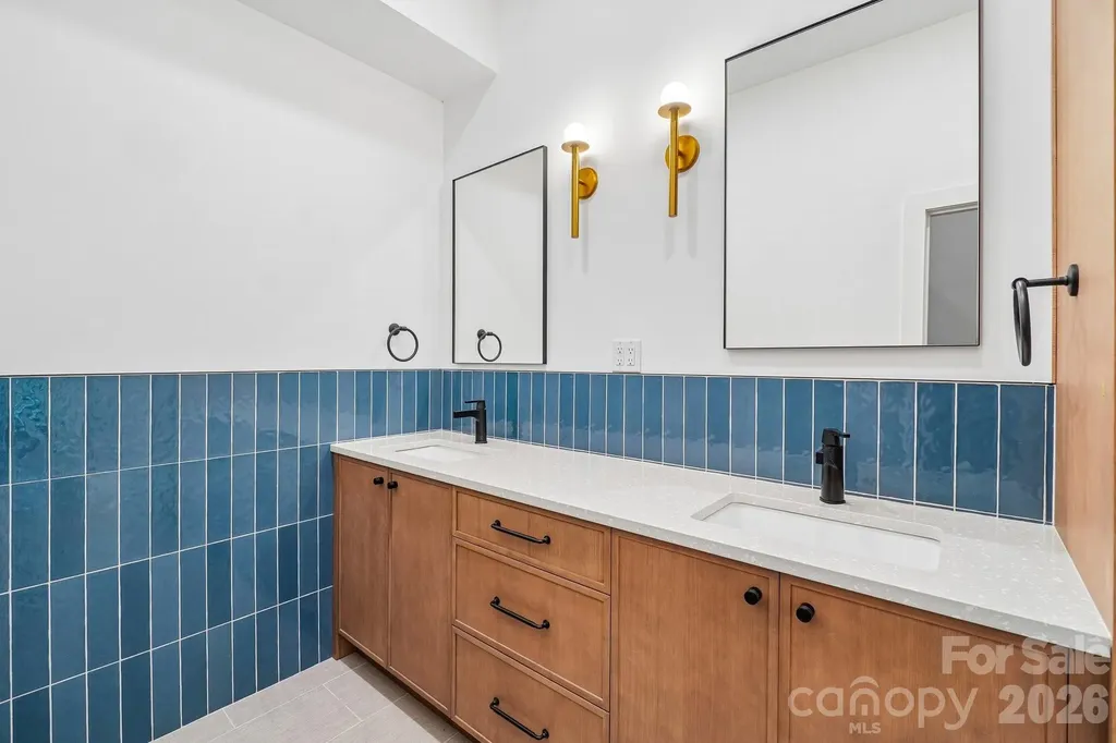 236 Glazener Road Brevard NC 28712