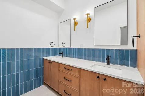 236 Glazener Road Brevard NC 28712