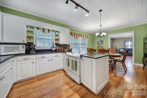 215 W Stevens Street Kershaw SC 29067