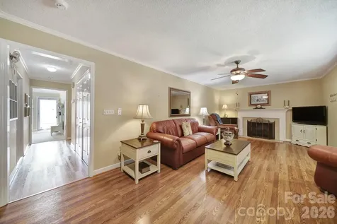 215 W Stevens Street Kershaw SC 29067