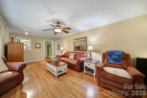 215 W Stevens Street Kershaw SC 29067