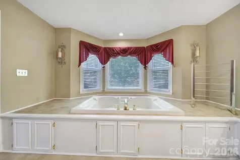 215 W Stevens Street Kershaw SC 29067
