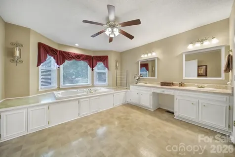 215 W Stevens Street Kershaw SC 29067
