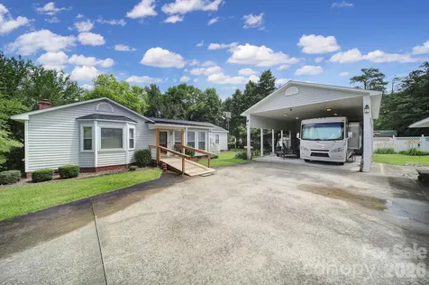 215 W Stevens Street Kershaw SC 29067