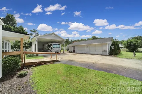215 W Stevens Street Kershaw SC 29067