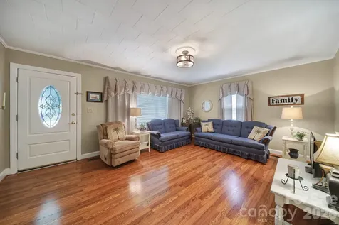 215 W Stevens Street Kershaw SC 29067