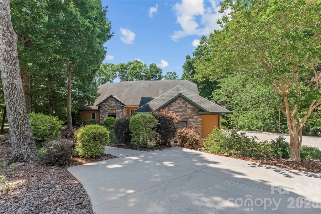 172 Lawson's Lookout Denton NC 27239