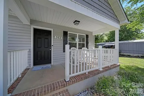 362 Sharpe Street Mooresville NC 28115