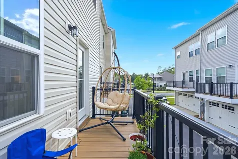 9116 Mallard Mills Drive Charlotte NC 28262