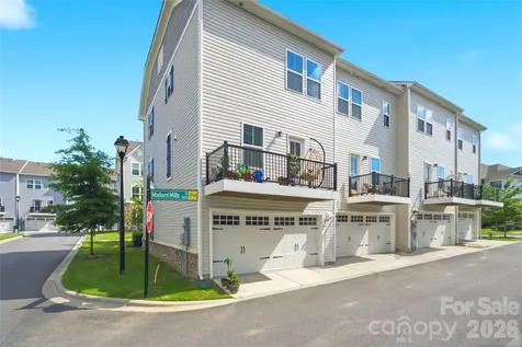 9116 Mallard Mills Drive Charlotte NC 28262