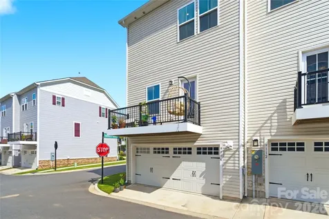 9116 Mallard Mills Drive Charlotte NC 28262