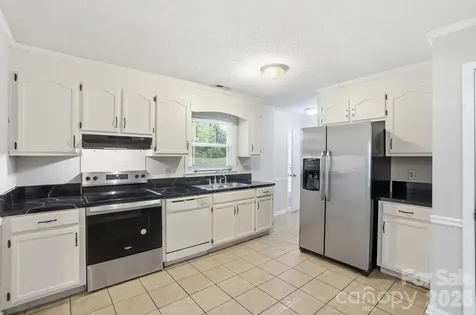 618 Tryon Place Gastonia NC 28054