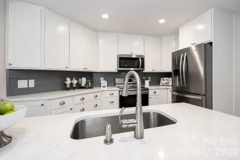 7371 Summit Drive Denver NC 28037