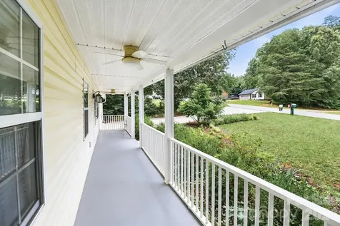 7371 Summit Drive Denver NC 28037