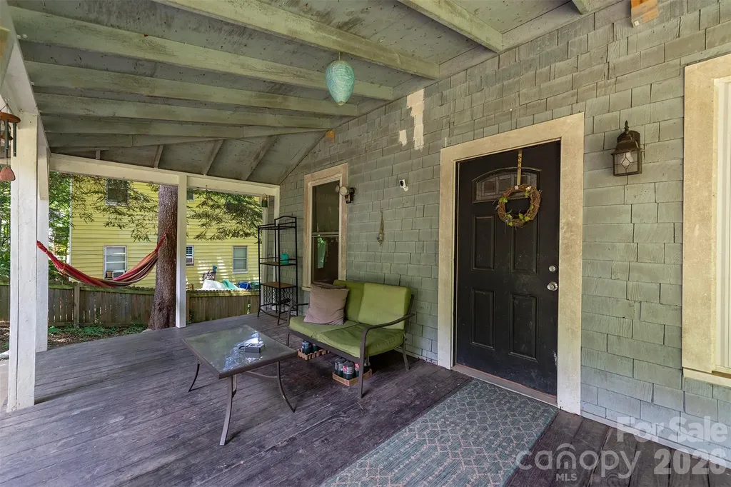 14 Border Street Black Mountain NC 28711