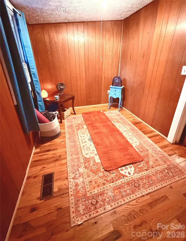 14 Border Street Black Mountain NC 28711