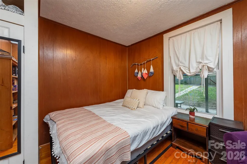 14 Border Street Black Mountain NC 28711
