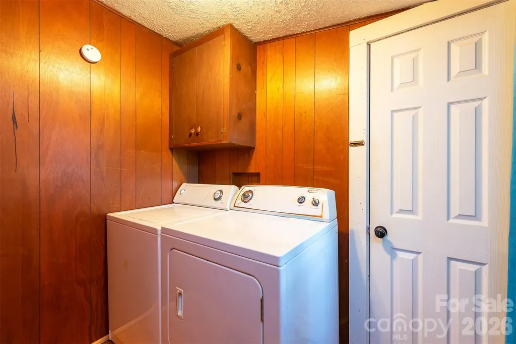14 Border Street Black Mountain NC 28711