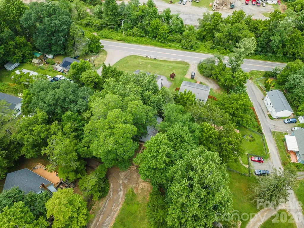 14 Border Street Black Mountain NC 28711