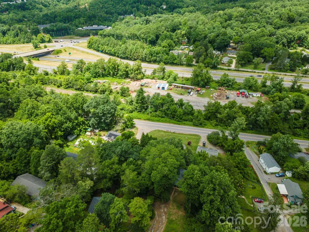 14 Border Street Black Mountain NC 28711