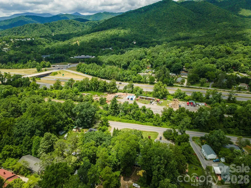 14 Border Street Black Mountain NC 28711