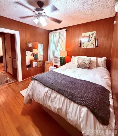 14 Border Street Black Mountain NC 28711