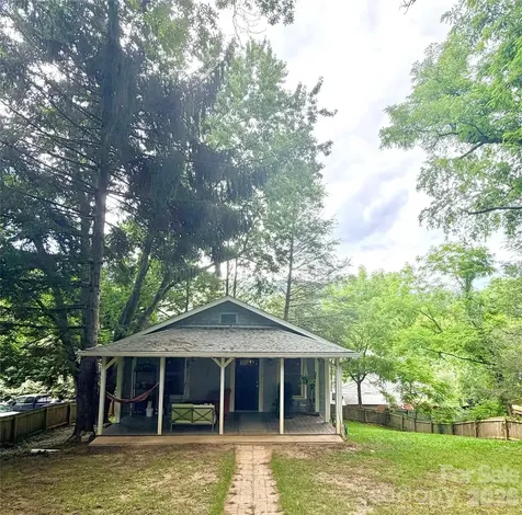 14 Border Street Black Mountain NC 28711