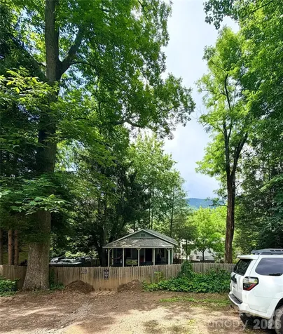 14 Border Street Black Mountain NC 28711
