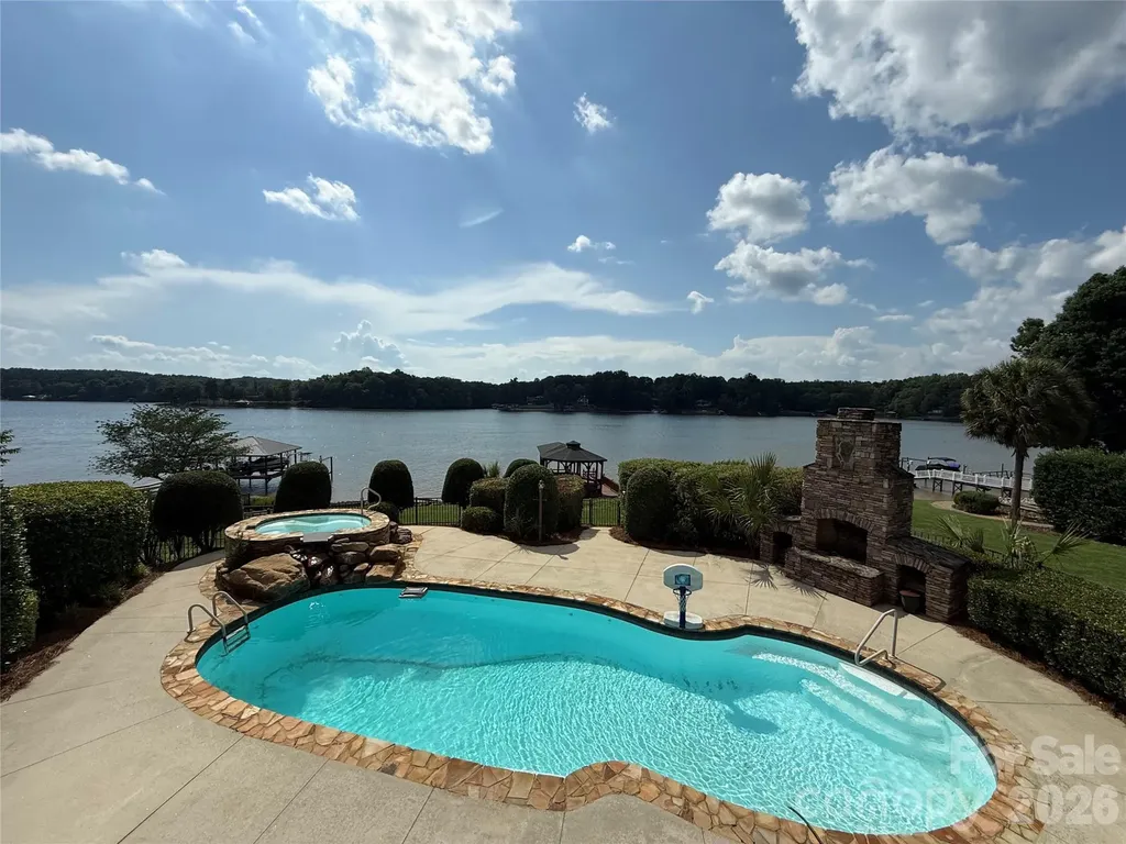 263 Quiet Waters Road Belmont NC 28012