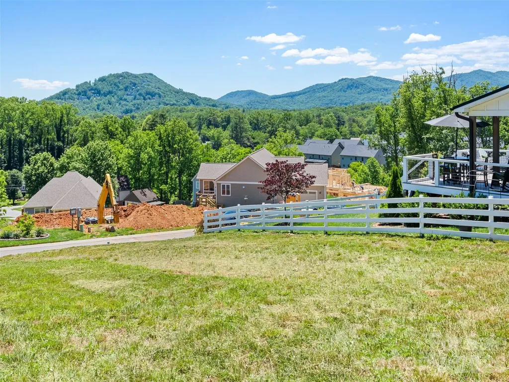 145 Meadow Breeze Road Arden NC 28704