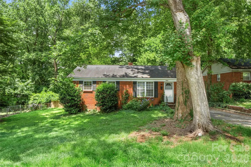5027 Erickson Road Charlotte NC 28205